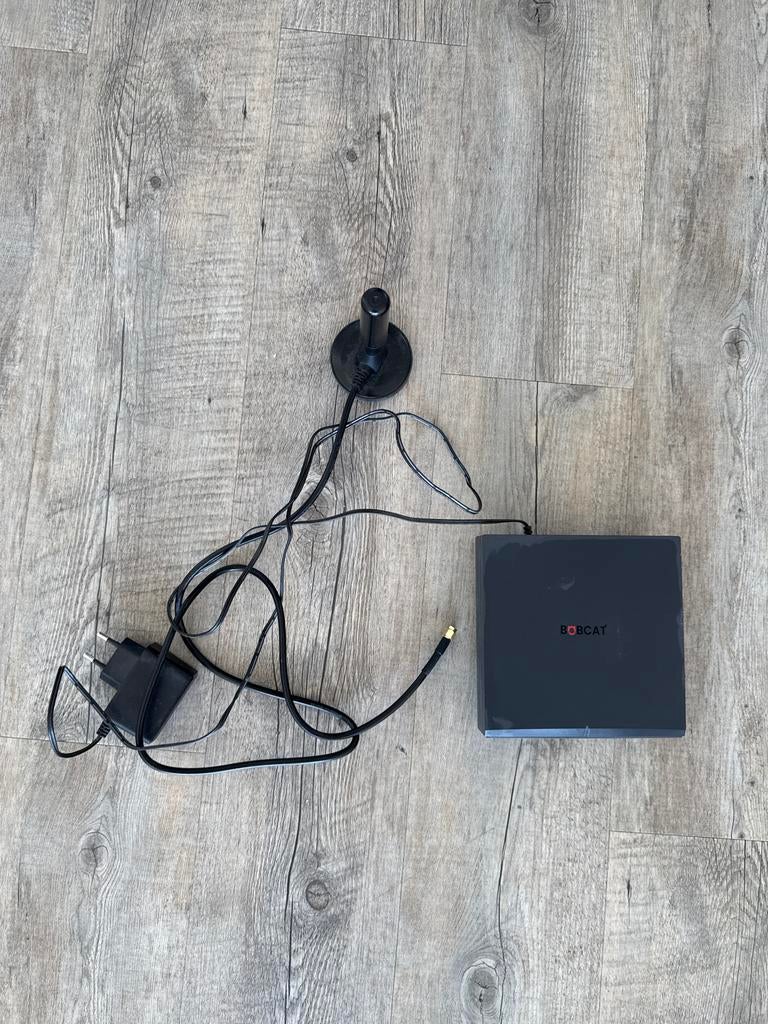Bobcat Helium Miner - HNT Hotspot, Computers en Software, Routers en Modems, Zo goed als nieuw, Ophalen of Verzenden