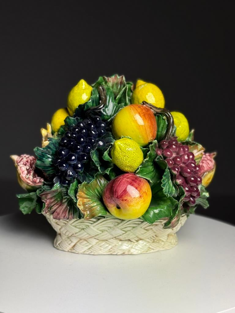 Majolica keramiek fruitstuk Italiaans, Ophalen