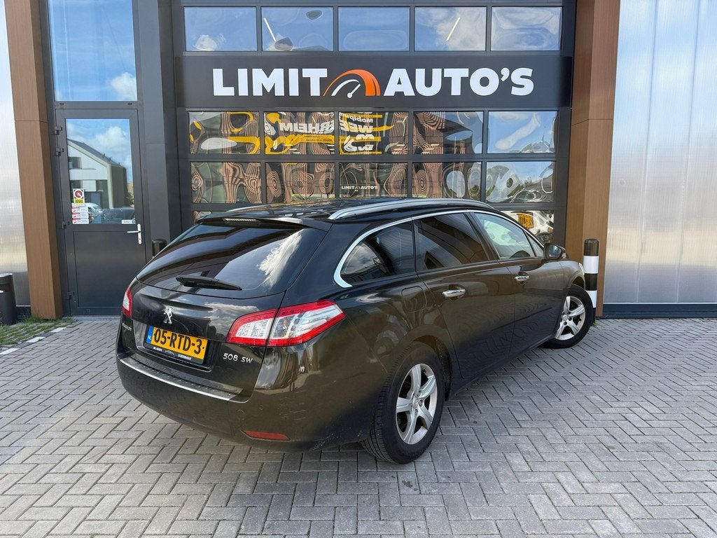 Peugeot 508 SW 1.6 THP Blue Lease Executive/Pano/Cruise/Navi, Auto's, Peugeot, Voorwielaandrijving, 15 km/l, Bruin, Origineel Nederlands