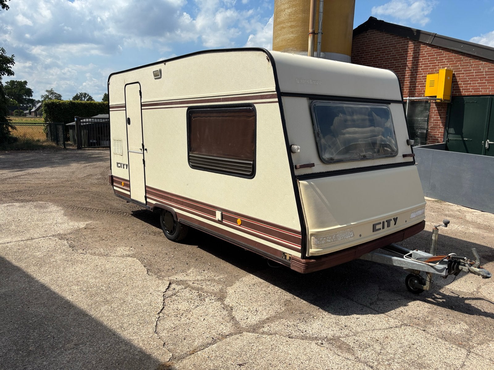 Burstner City Caravan met Voortent - Klaar voor Avontuur!, Vast bed, Particulier, Bürstner, 4 tot 5 meter