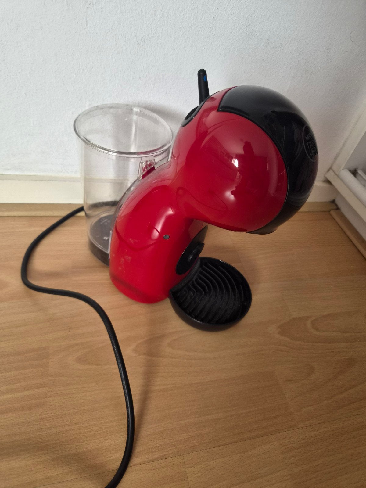 Nescafé Dolce Gusto Piccolo Koffiezetapparaat Rood, Witgoed en Apparatuur, Ophalen, Gebruikt, Koffiemachine, 1 kopje