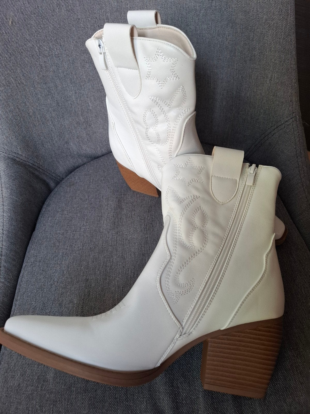 Lucky Shoes Witte Lage Laarsjes kleine maat:40, Wit, Lage of Enkellaarzen, Lucky Shoes, Nieuw