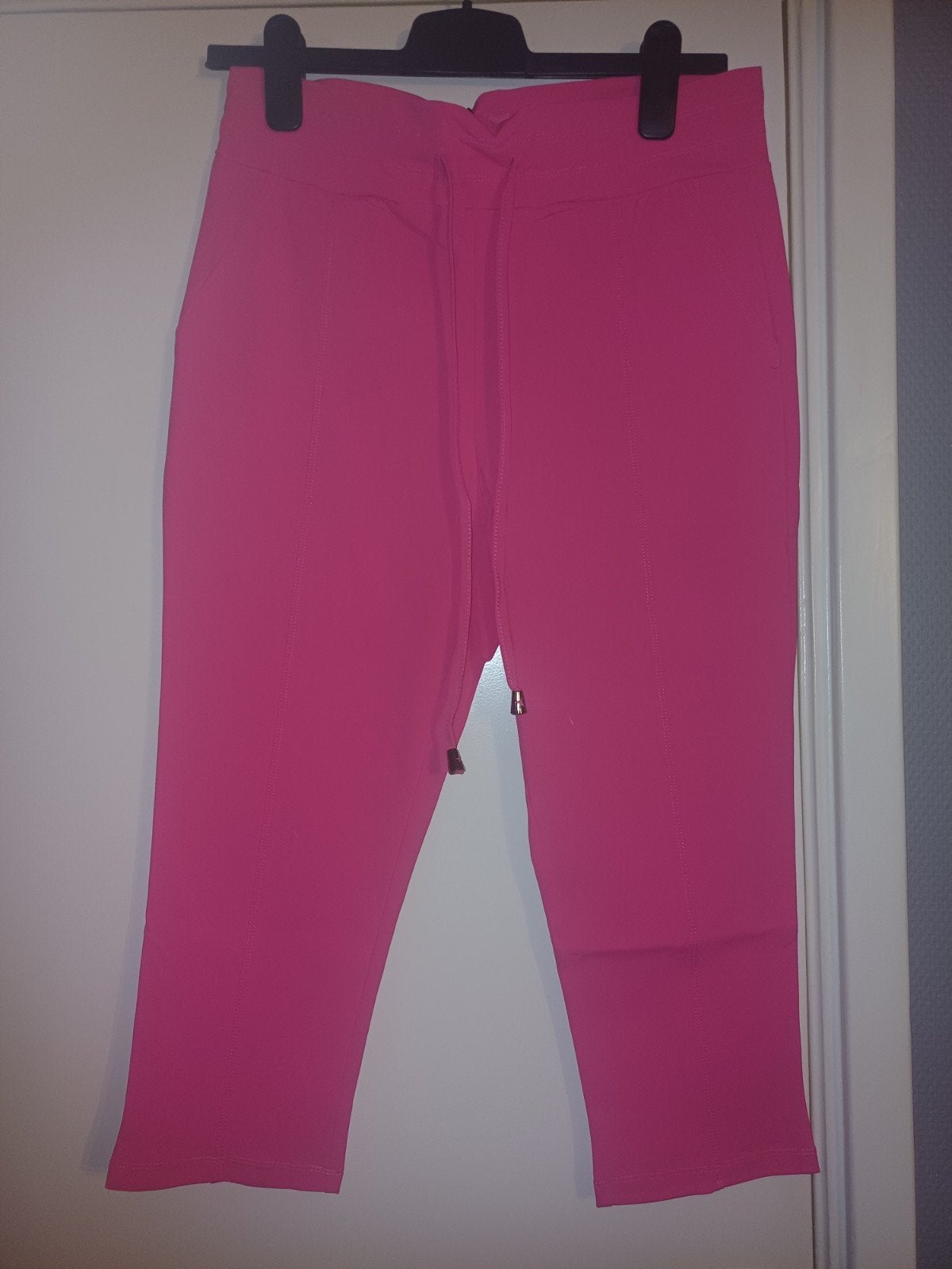 Mi Piace Capri Fuchsia Travel Broek - Diverse Maten, Mi Piace, Info@mipiacestore.nl, Maat 42/44 (L), Onbekend