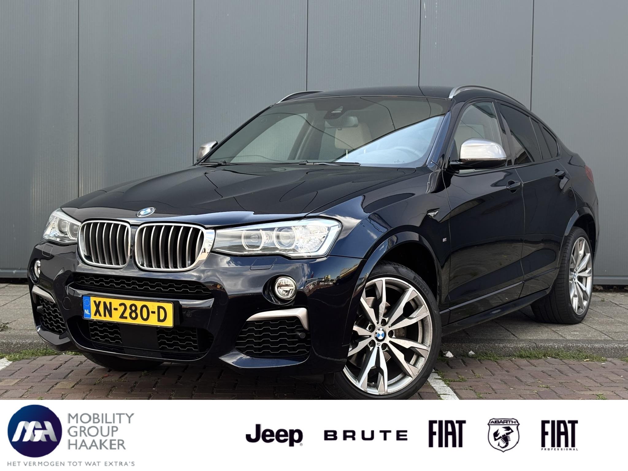 BMW X4 M40i High Executive | Apple-Android | Adaptieve Cruis, Automaat, Gebruikt, Euro 6, Zwart
