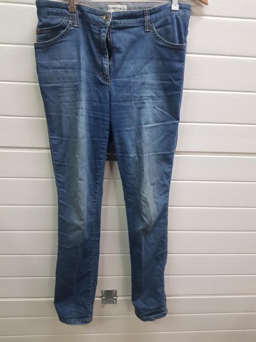 -	Dames spijkerbroek brax maat 40, Ophalen of Verzenden, 'T Olde Gre-j, Info@toldegrej.nl, Endepoelstraat 20f Didam