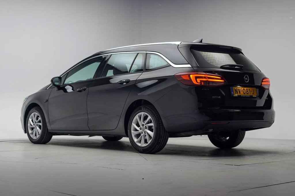 Opel Astra 1.0 Innovation [ Navi Camera Half Leder ], Gebruikt, 1178 kg, Zwart, Handgeschakeld