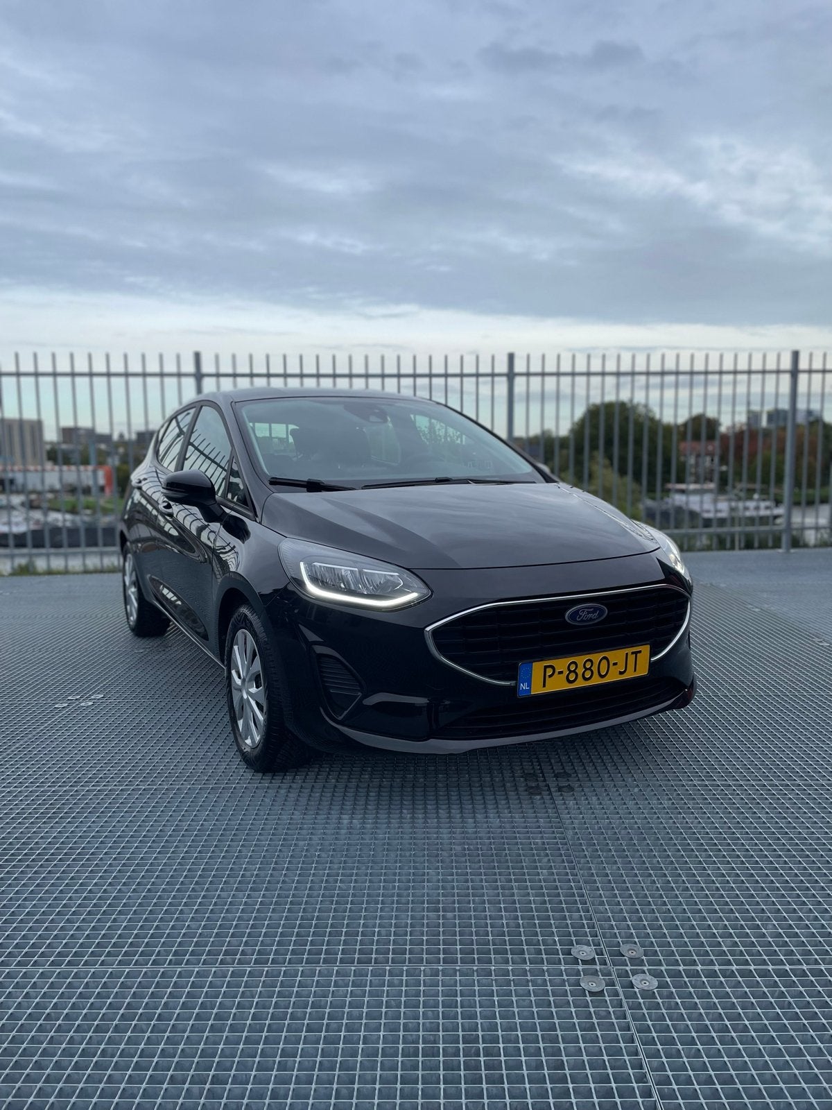 Ford Fiësta 1.0 Ecoboost 101pk 5dr 2022 Zwart 1Ste Eigenaar, Auto's, Voorwielaandrijving, Dealer onderhouden, Origineel Nederlands