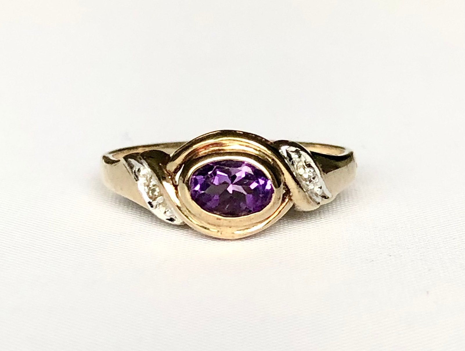 Vintage 9k gouden ring amethist diamanten maat 16 3/4, Gebruikt, Paars, Ophalen of Verzenden, Kleiner dan 17