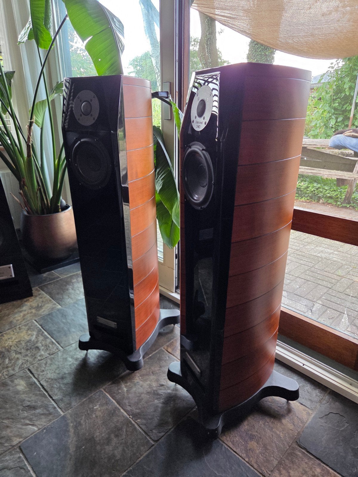 Usher Dancer Mini One Diamond, Vloerstaande luidspreker, Gebruikt, 60 tot 120 watt, Ophalen