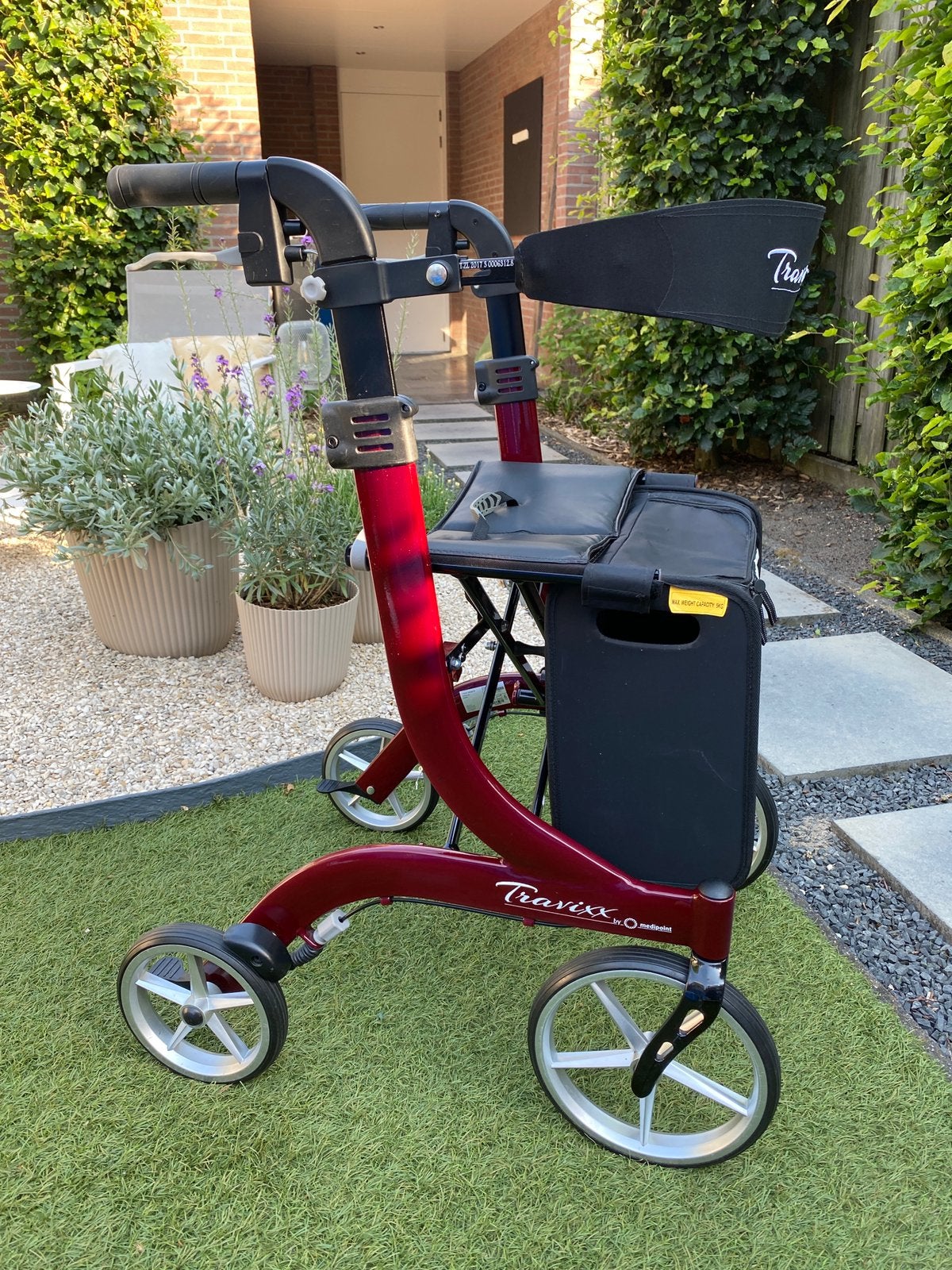 Travixx Deluxe M - Medipoint rollator +rugband, Ophalen, Opvouwbaar, Zo goed als nieuw