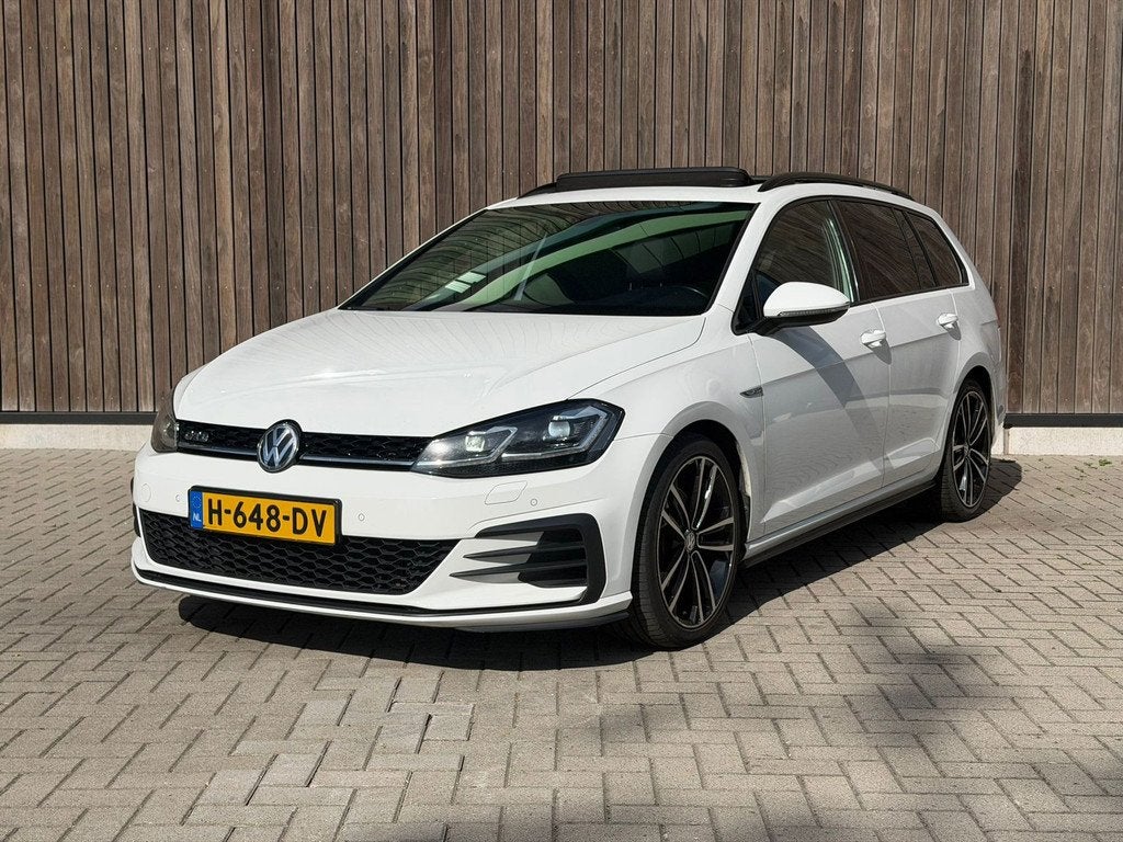 Volkswagen Golf Variant 2.0 TDI GTD |PANO| LED | XENON |, Automatische klimaatregeling, Gebruikt, Euro 6, 4 cilinders