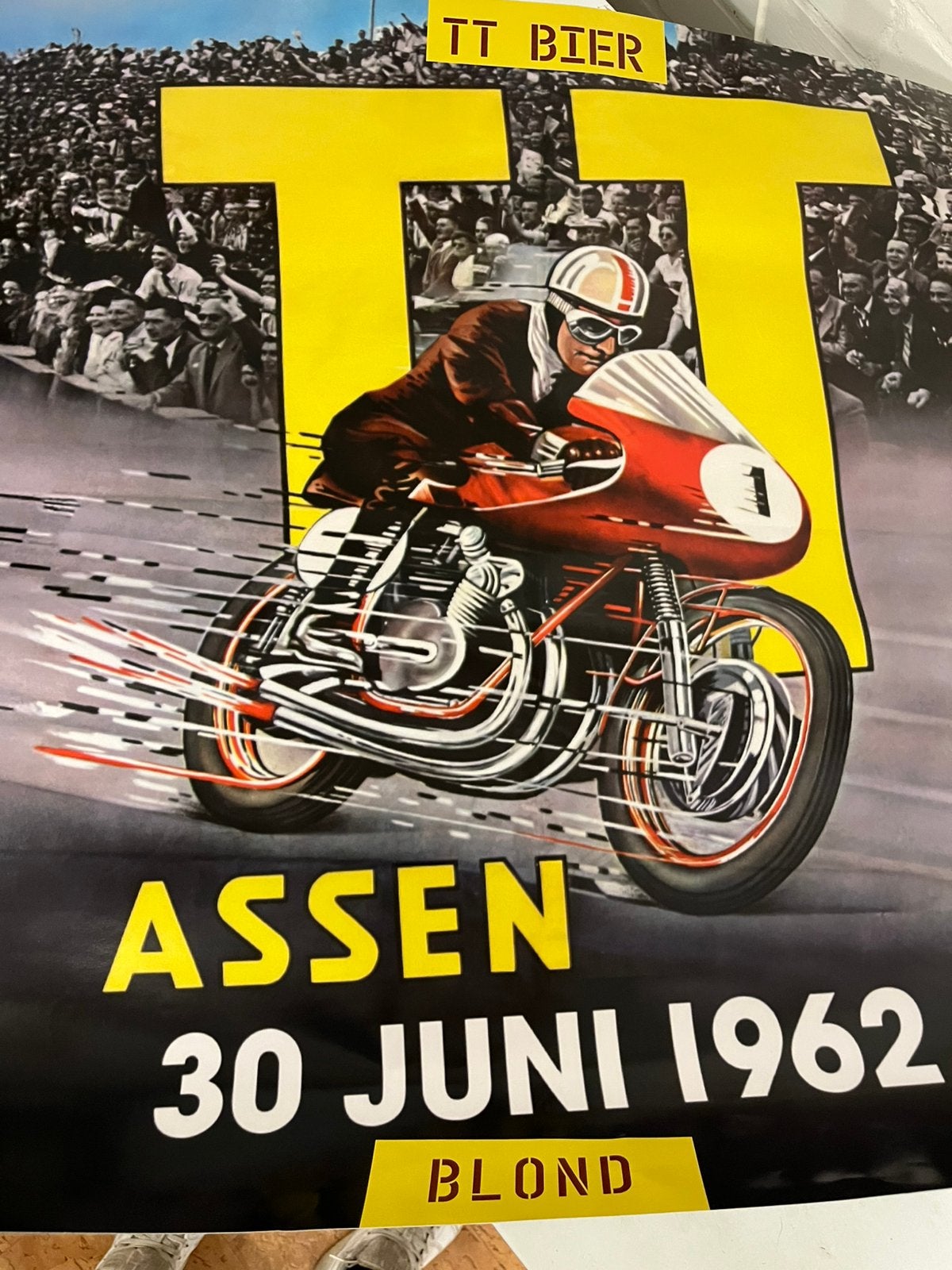 TT Assen Raamsticker Poster - 30 Juni 1962 Blond Bier, Verzamelen, Posters, Nieuw, Sport, A1 t/m A3, Rechthoekig Staand, Ophalen