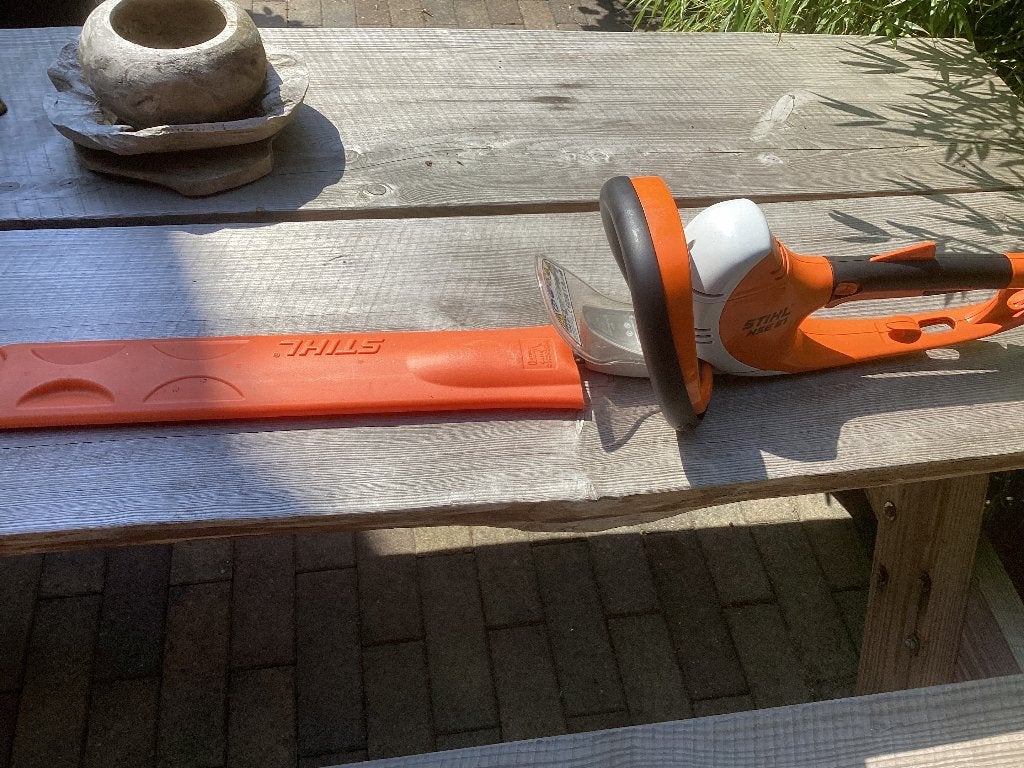 Heggenschaar, Ophalen, Zo goed als nieuw, Elektrisch, Stihl