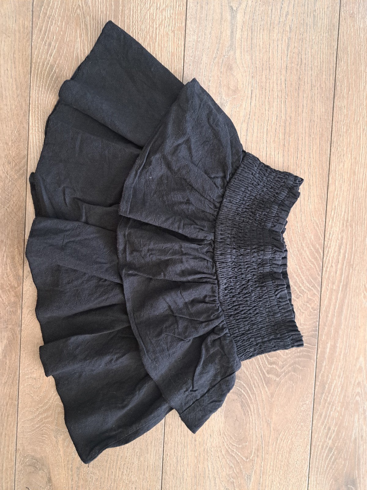 Zwart Shein rokje met ruches XXS, Kleding | Dames, Rokken, Zwart, Ophalen of Verzenden, Zo goed als nieuw, SHEIN