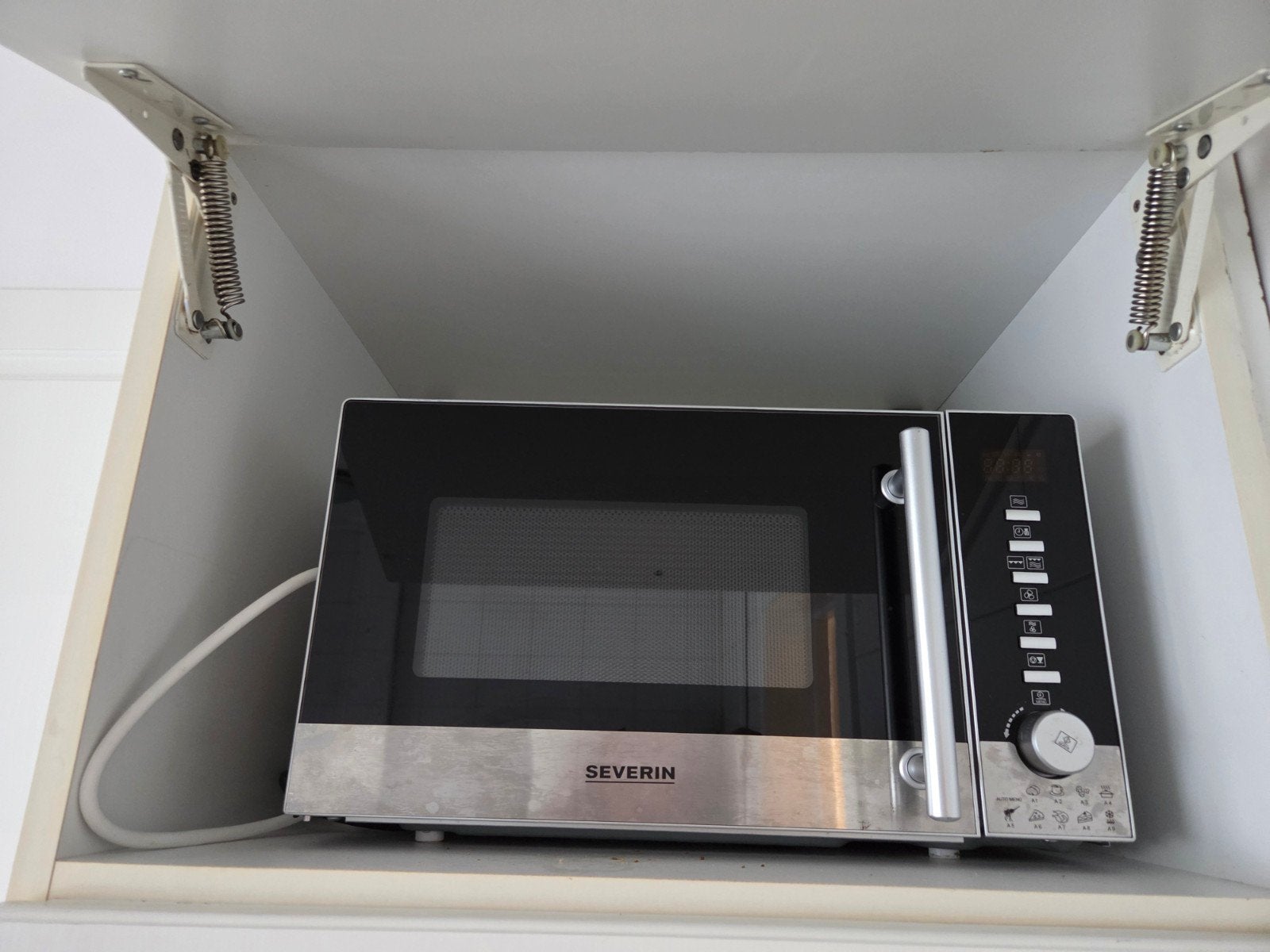 SEVERIN MW 7773 | combimagnetron met grill en heteluchtfunct, Ophalen