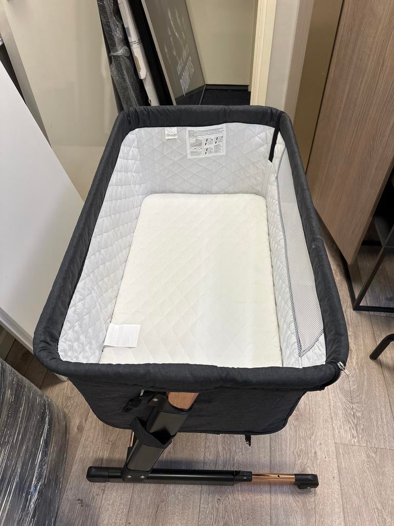 BabyGo Co-sleeper wieg - Ideaal voor naast het bed, Ophalen, Zo goed als nieuw, Wieg