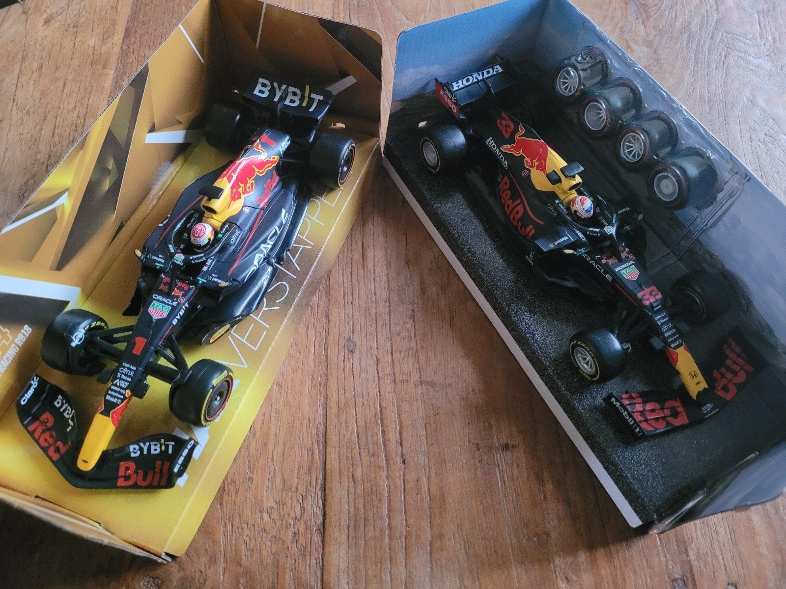 Max Verstappen raceauto's JUMBO 2021 en 2022 in doos., Ophalen of Verzenden, Zo goed als nieuw, Overige merken