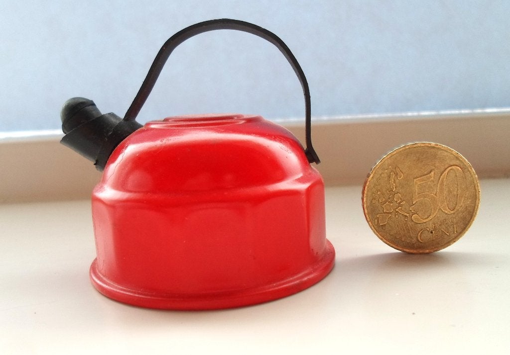 Mini fluitketel voor keukentje / fornuisje., Ophalen of Verzenden, Gebruikt, Gebruiksvoorwerp