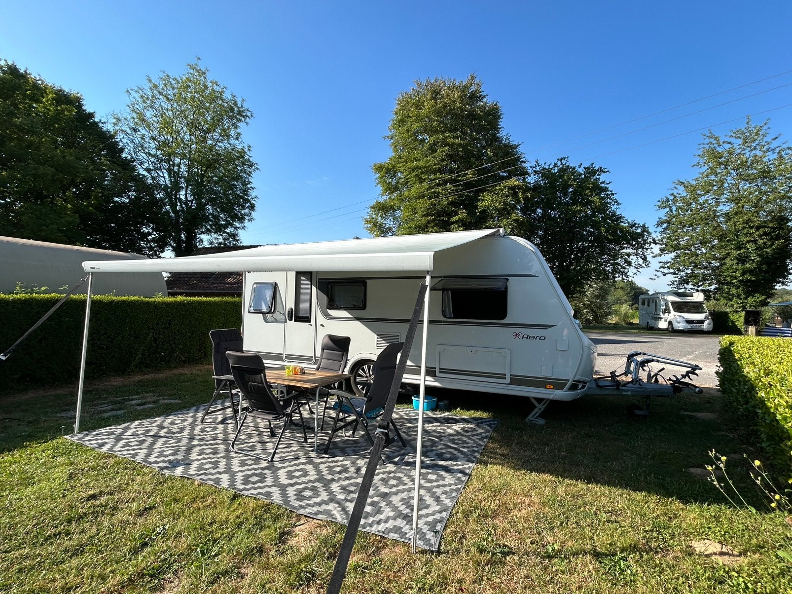 Dethleffs Aero 510 ER, Rondzit, Particulier, Kachel, 1250 - 1500 kg