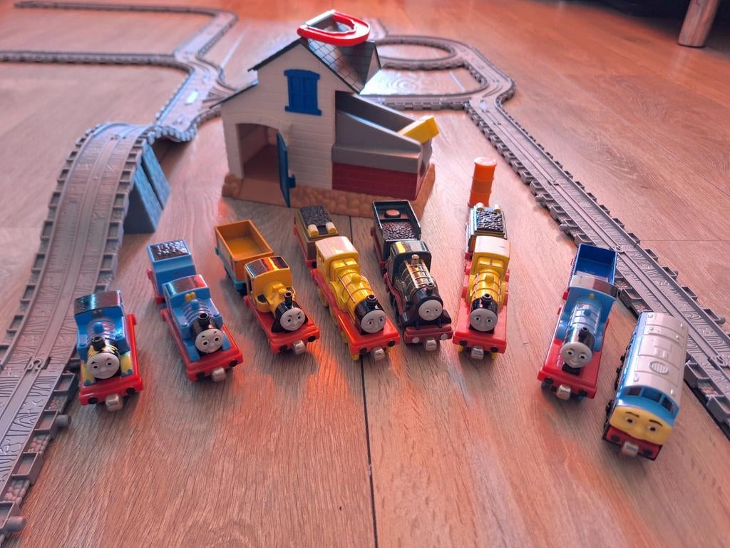 Thomas de Trein treinbaan met treinen en toebehoren, Ophalen of Verzenden, Zo goed als nieuw