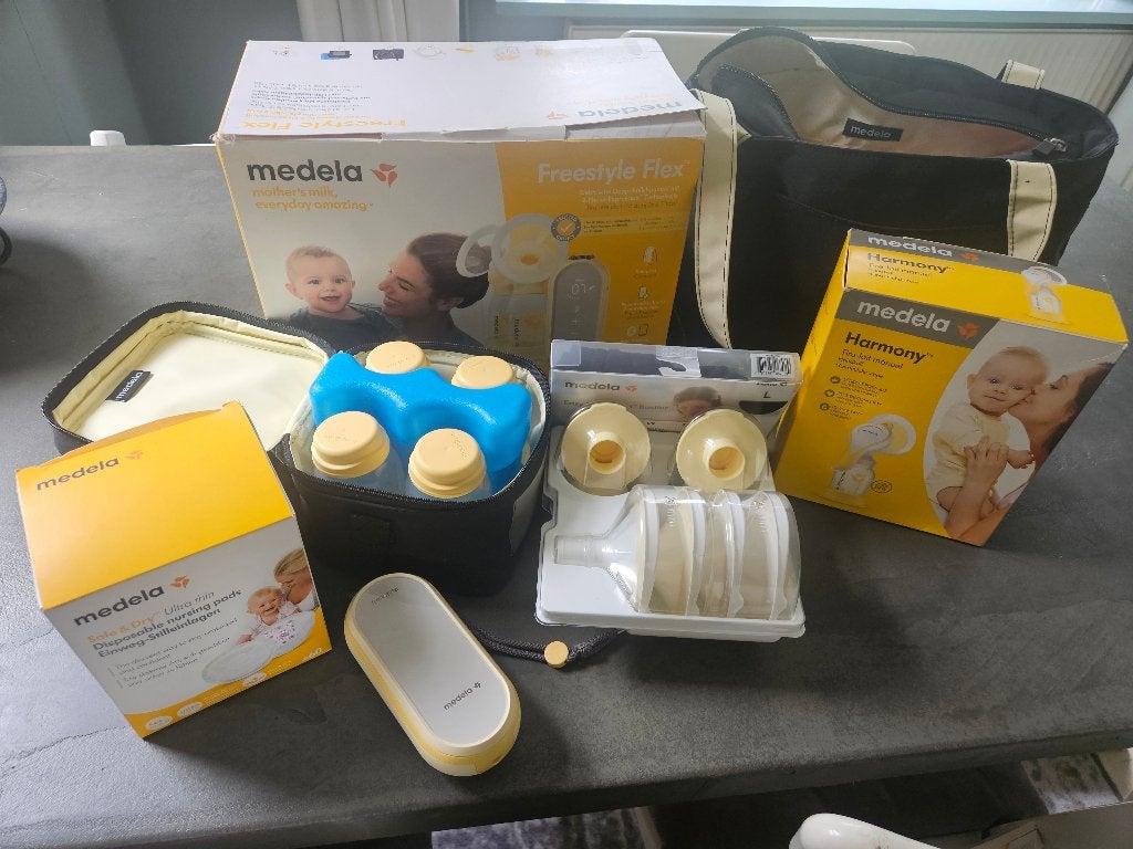 Borstkolf Medela Freestyle Flex & Handkolf Harmony, Gebruikt, Medela, Borstkolf, Ophalen of Verzenden