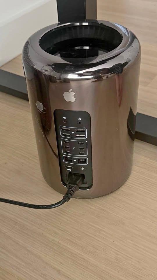 Mac Pro 2013 Trash Can, MacBook Pro, Gebruikt, Qwerty, 13 inch