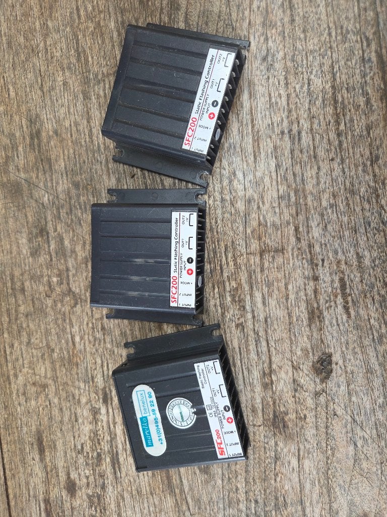 SF200 Module voor knipperlichten of zwaailampbalk, Ophalen, Gebruikt