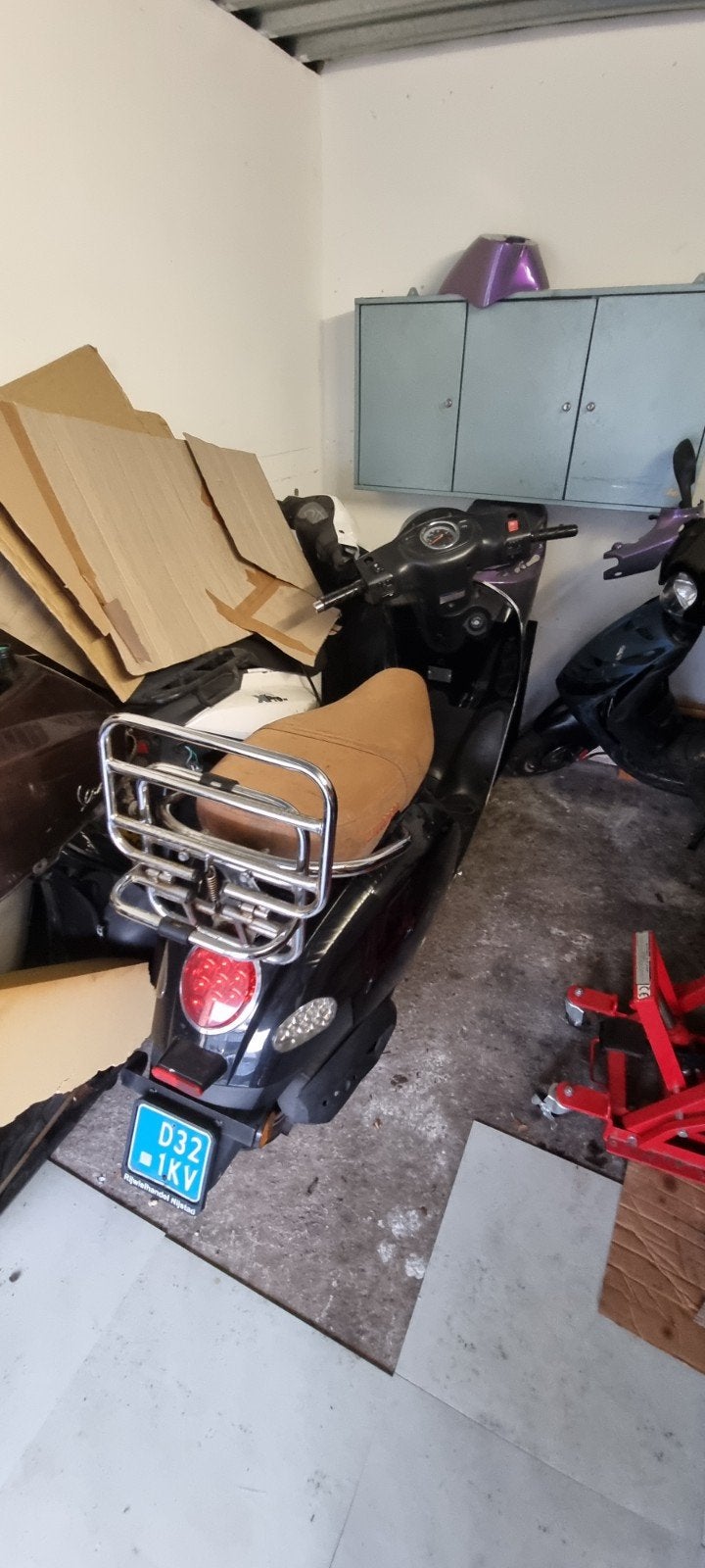 Scooter te koop - start niet/moeilijk, gashendel defect, Ophalen
