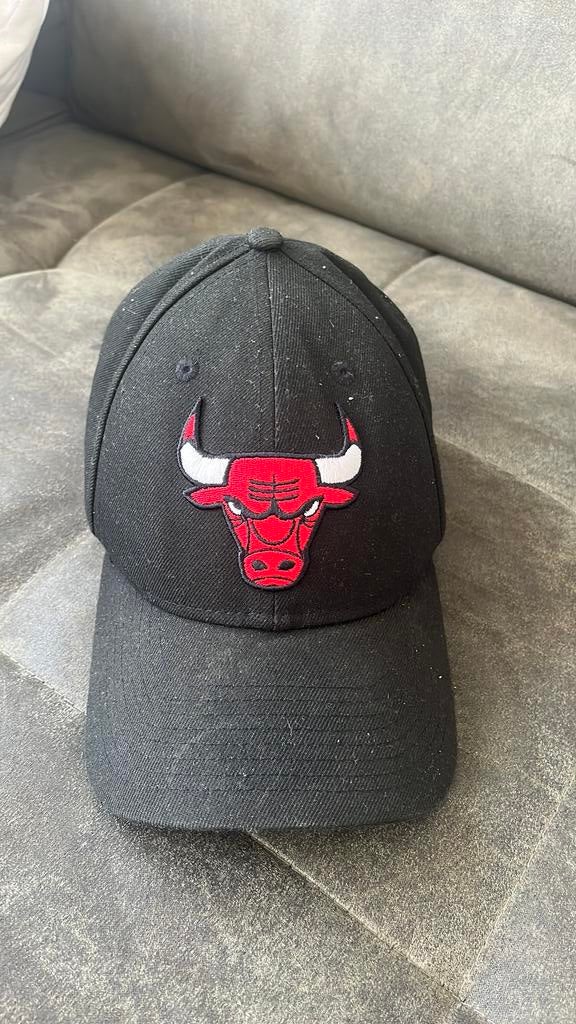 Chicago Bulls New Era Hat, Ophalen of Verzenden, Zo goed als nieuw