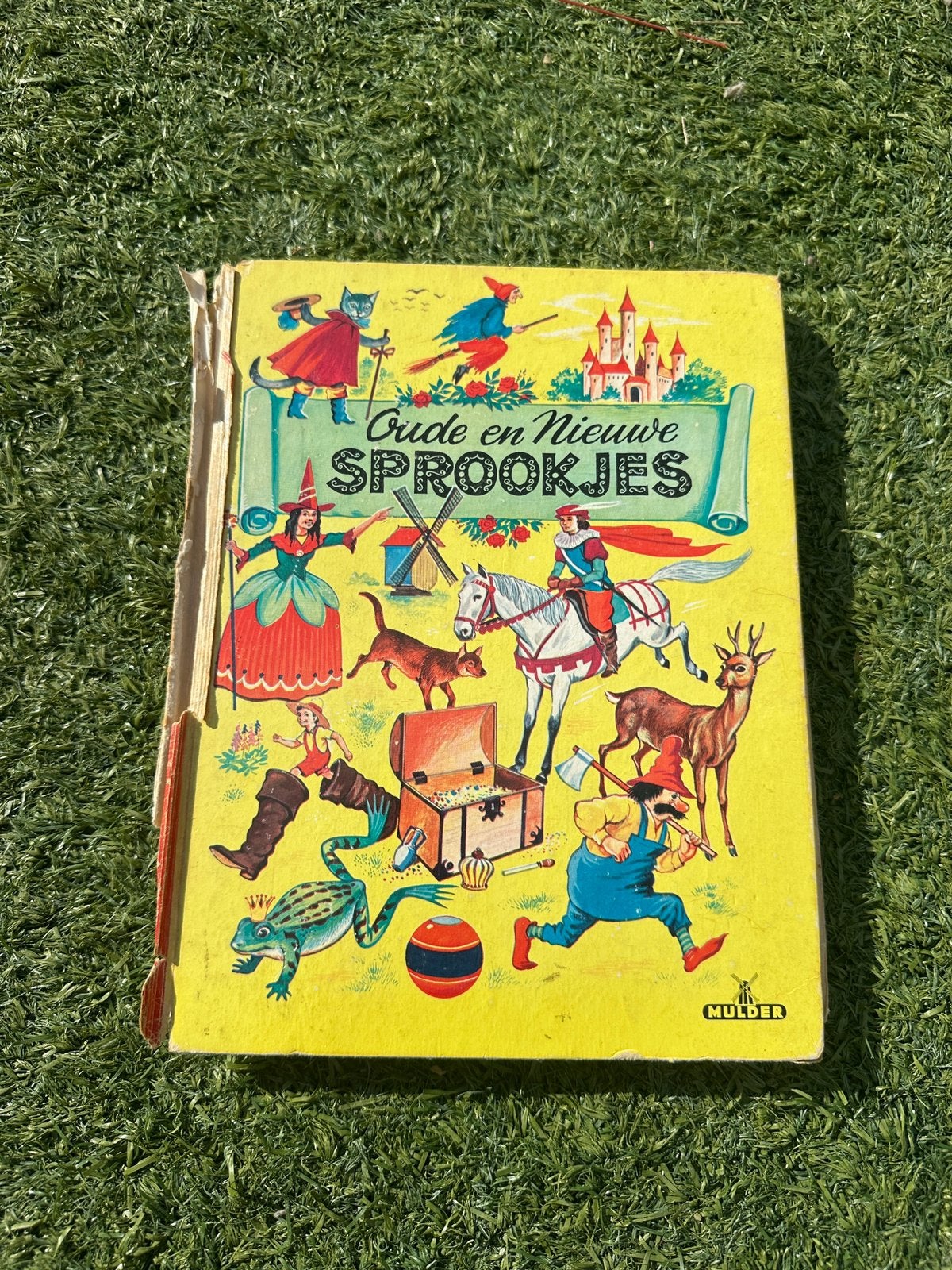 vintage kinderboek "Oude en Nieuwe Sprookjes", Ophalen, Gelezen