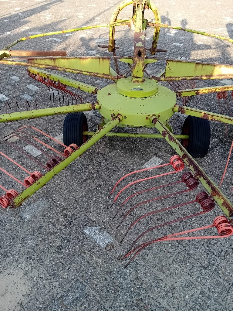 claas hooihark, Ophalen, Veehouderij, Weidebouw