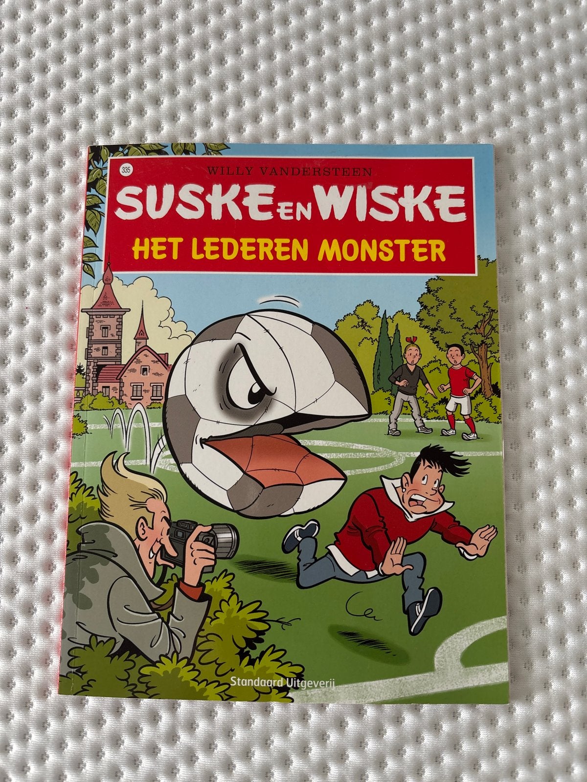 Suske en Wiske - Het Lederen Monster (nr. 335), Boeken, Stripboeken, Eén stripboek, Ophalen of Verzenden, Gelezen