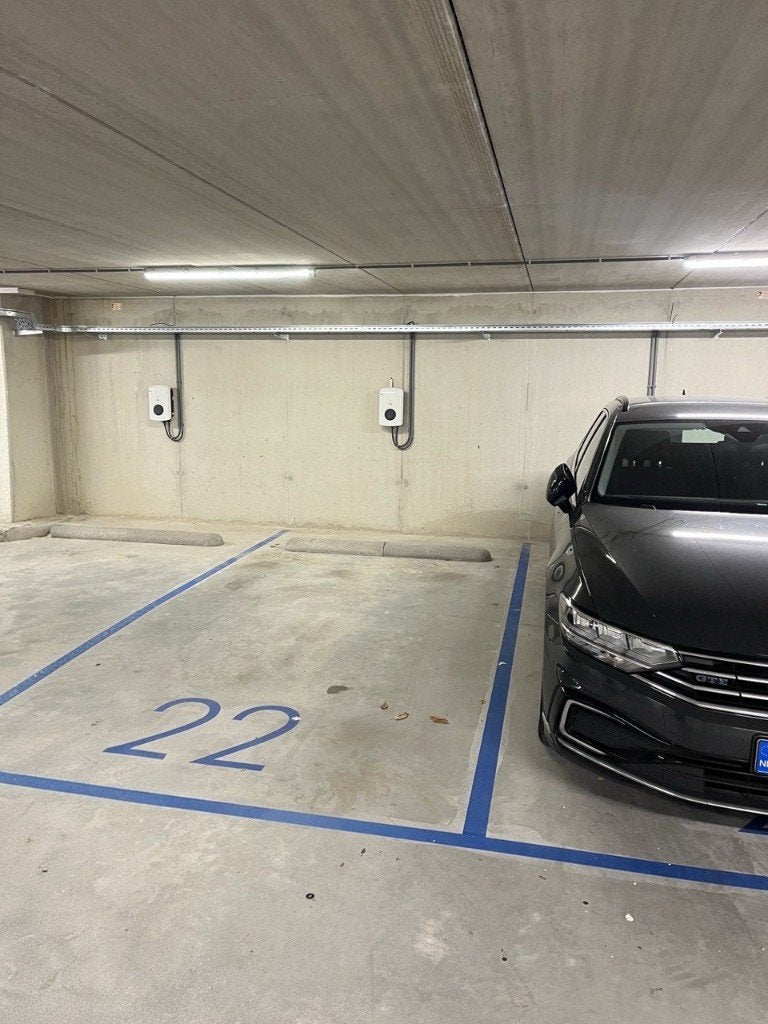 Parkeerplaats te huur | Cruquiusweg, Amsterdam | € 300/mnd, Amsterdam