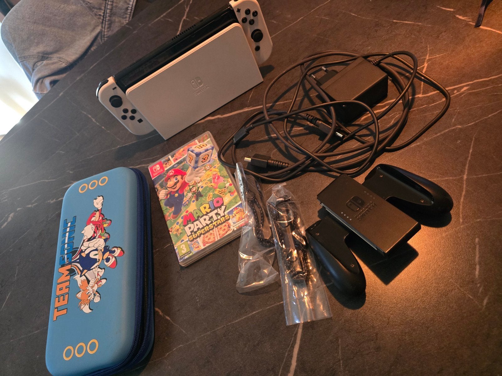 Switch oled, Ophalen, Zo goed als nieuw, Switch OLED