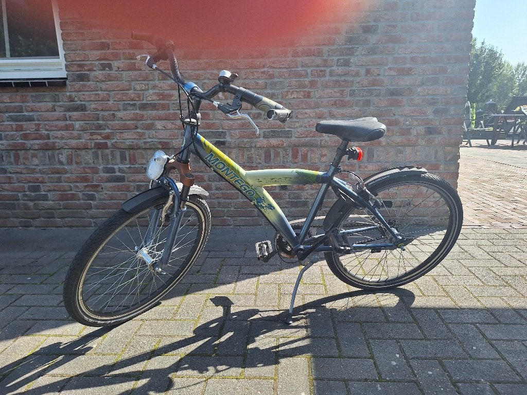 Montego 24 inch kinderfiets met 3 versnellingen, Gebruikt, Montego, Ophalen of Verzenden, Terugtraprem