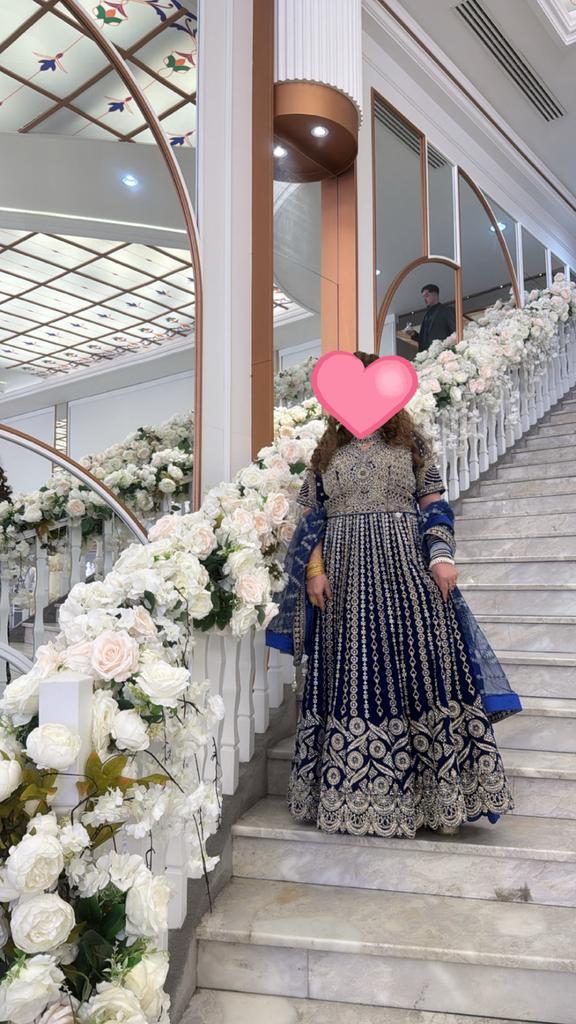 Prachtige Indiase/Pakistaanse galajurk - Blauw met borduurse, Galajurk, Blauw, Maat 42/44 (L), Nieuw