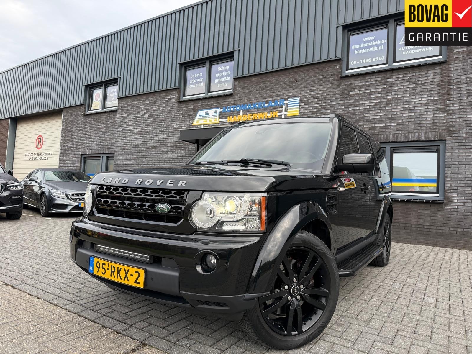 Land Rover Discovery 3.0 SDV6 Black&White | 3E EIGENAAR | 3/, Auto's, Automaat, Euro 5, 313 €/maand, Gebruikt