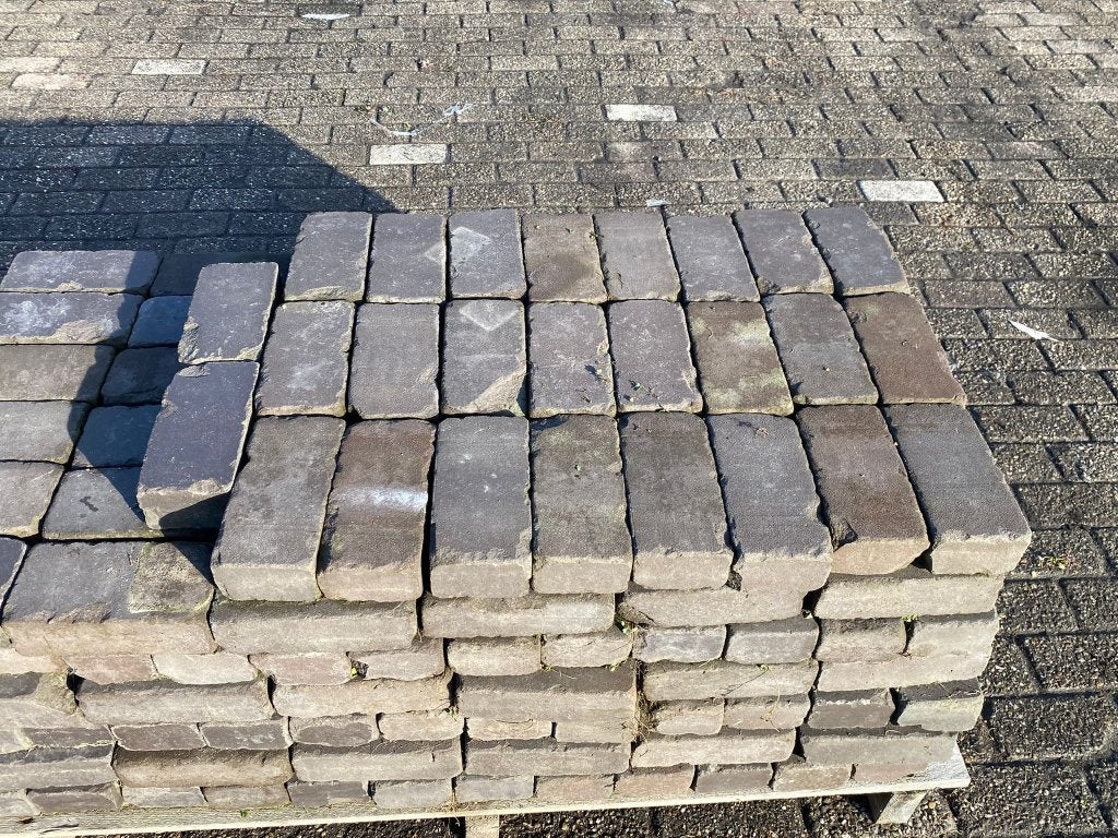 014. 5.04 m2 Waalformaat Grijs-paars 5x20x10 cm €100,00!, Tuin en Terras, Keramiek, Klinkers, Nieuw, 5 tot 10 m²