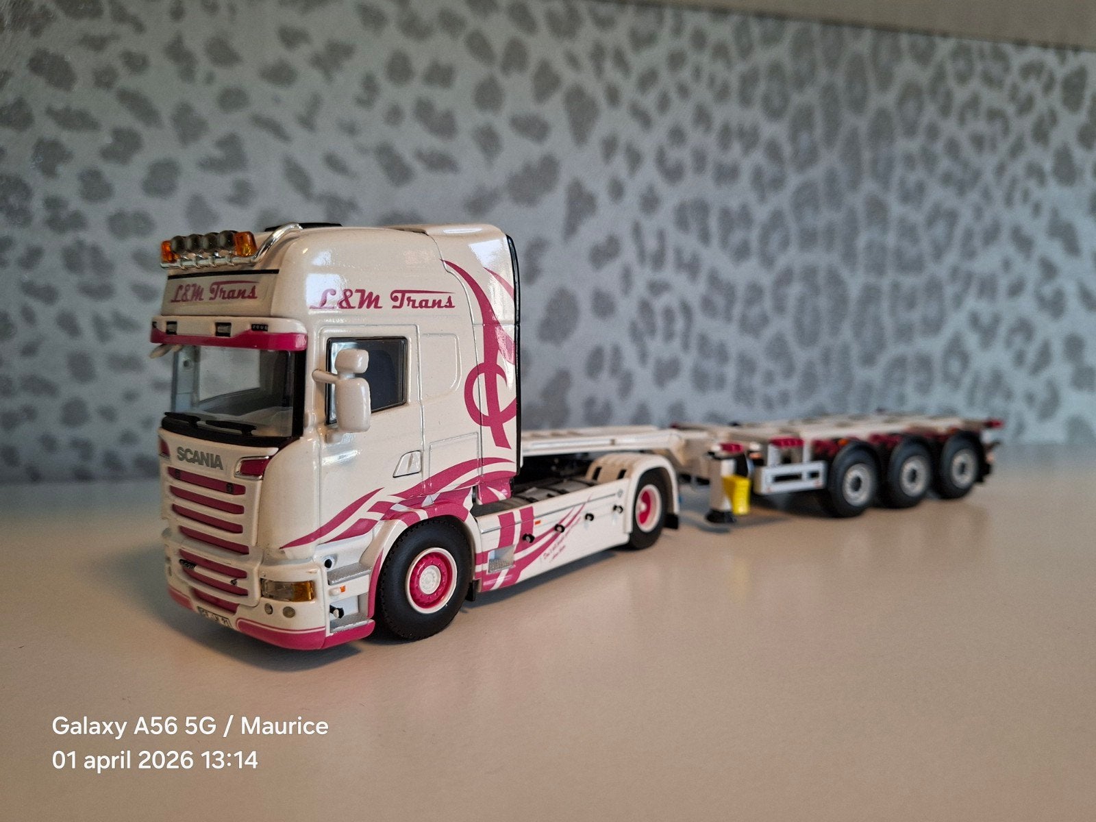 WSI, Scania R Combinatie L&M Trans, Ophalen of Verzenden, Zo goed als nieuw, Bus of Vrachtwagen, Wsi