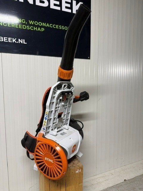 Demonstratie model Stihl BGA 300, Accu, Ruggedragen, Ophalen of Verzenden, Zo goed als nieuw