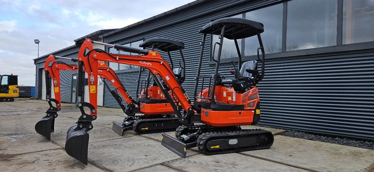 Rhinoceros Kubota XN18 (bj 2025), Graafmachine