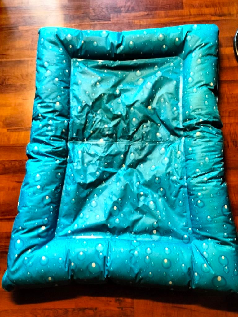 HONDEN KOELMAT/BED, Dieren en Toebehoren, Ophalen