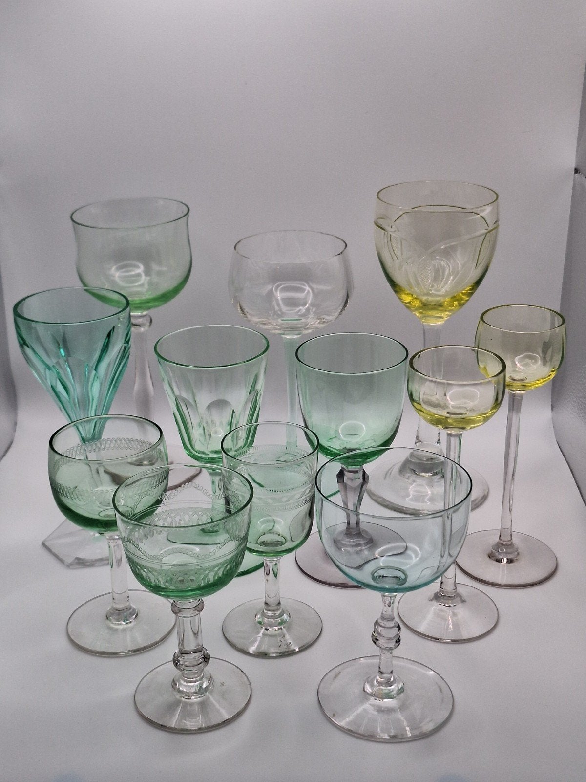 Uranium Glazen (Annagroen UV 395nm), Verzamelen, Glas en Borrelglaasjes, Ophalen, Zo goed als nieuw, Overige typen