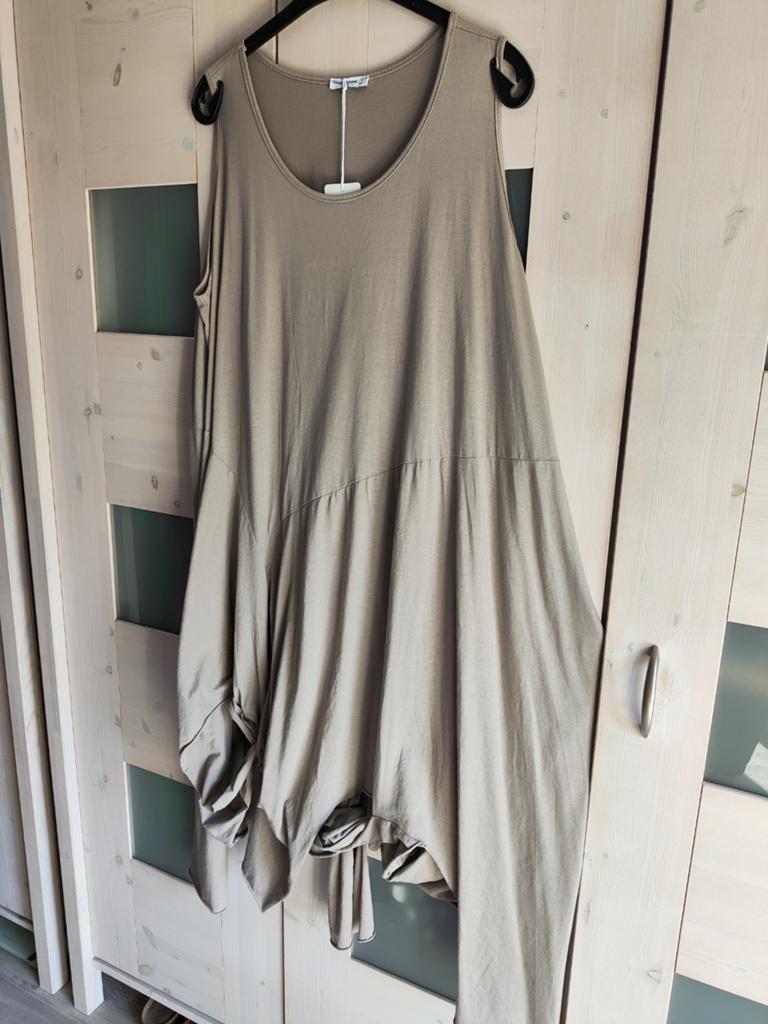 Nieuw!  Aparte beige jurk van Moonshine, Verzenden, Nieuw, Beige, Jurk