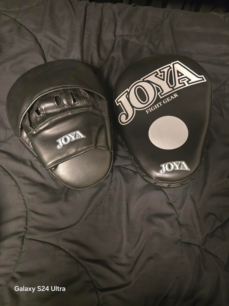 Joya Fight Gear focus mitts.... - zo goed als nieuw, Ophalen of Verzenden, Zo goed als nieuw, Overige, Vechtsportbescherming