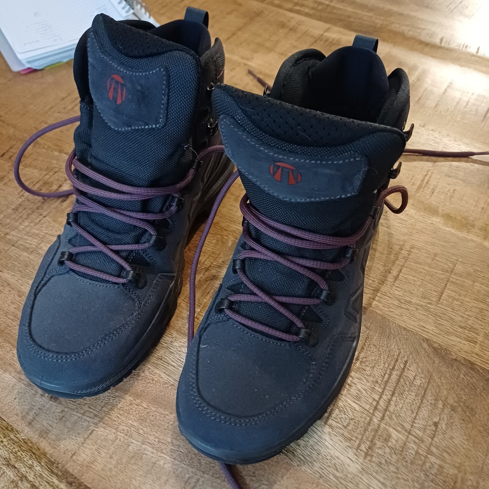 nieuwe wandelschoenen maat 43, Ophalen of Verzenden, Zo goed als nieuw, Schoenen