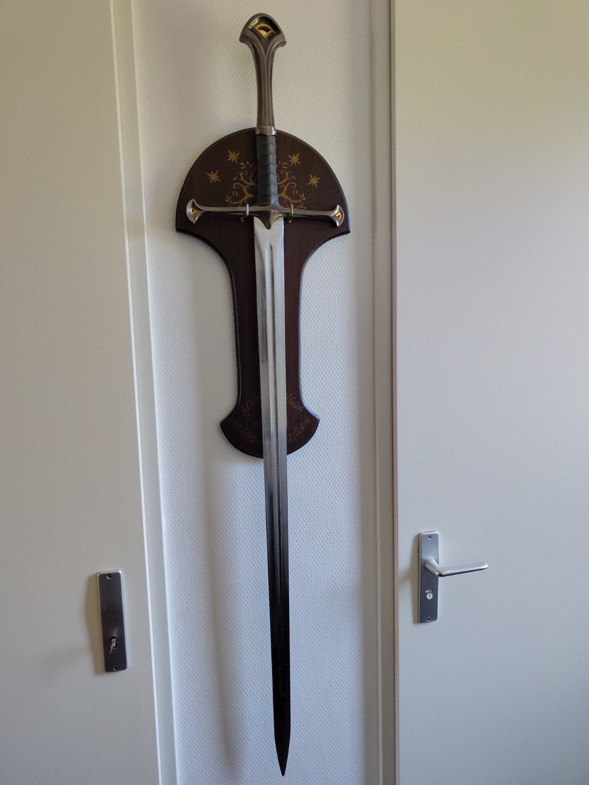 Lord of the Rings Zwaard met Hangbord - Afhalen, Ophalen, Zo goed als nieuw, Replica