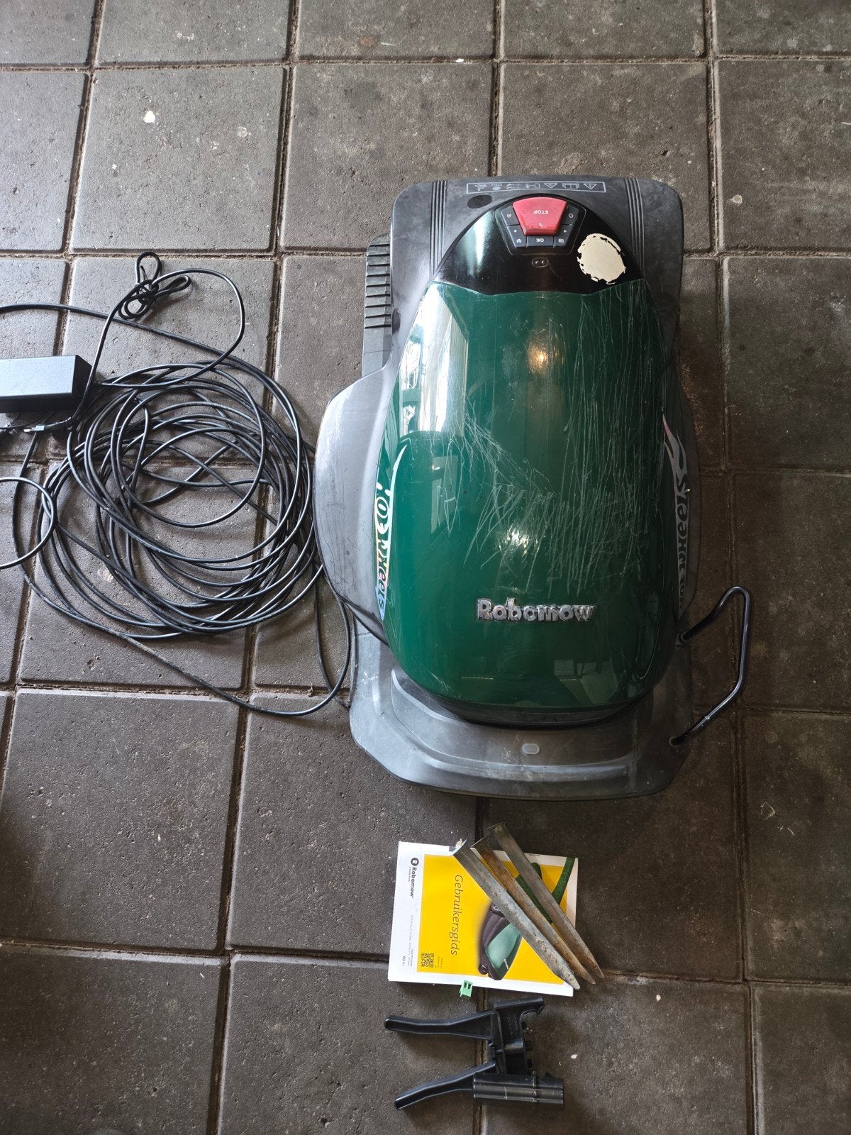 Robomow RC304u Robotmaaier - Gebruikt, Goede Staat, Cirkelmaaier, Gebruikt, Robomow, Accu-grasmaaier