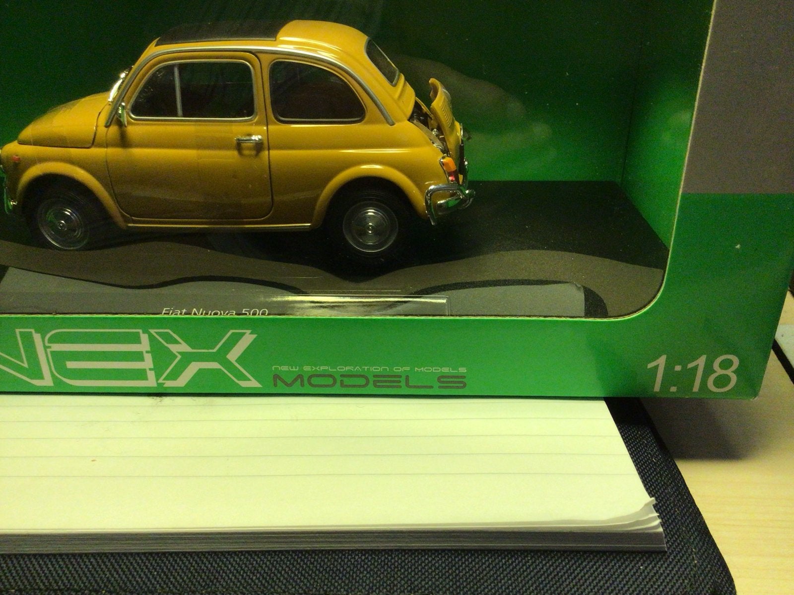 Nieuwe Fiat Nuova 500 schaalmodel 1:18 Welly in doos, Ophalen of Verzenden, Nieuw, Auto, Welly