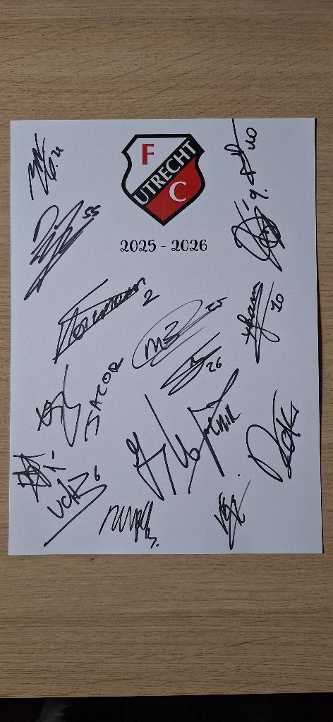 Teamsheet met handtekeningen; FC Utrecht 2025 / 2026, Ophalen of Verzenden, Nieuw, F.C. Utrecht, Overige typen